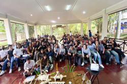 "UKDW dan SMA Kolese De Britto Siapkan Panitia MPLS Tangguh dan Kolaboratif Lewat Workshop Inspiratif"