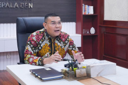 Buka Sosialisasi Kehumasan, Wamen Ossy Berpesan Agar Strakom Bersifat Informatif, Edukatif, Partisipatif, dan Transformasional