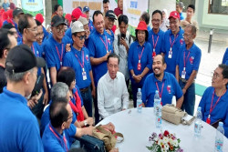 Hadir di Reuni Fakultas Kehutanan UGM, Jokowi Ungkap 2 Nama Penguji Skripsinya