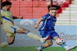 Hasil PSIM Jogja vs Persib Bandung: Babak Pertama Belum Ada Gol