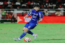Gelandang PSIM Jogja Rahmatsho Cetak Gol dan Antar Tajikistan U-23 Menang Atas Nepal