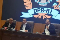 Pimpinan DPR Minta MKD Segera Proses Penonaktifan Ahmad Sahroni Dkk