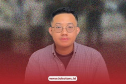 Menko Yusril Kunjungi Delpedro Marhaen di Rutan Polda Metro