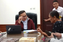 Ketika Aspirasi Mengalir Seusai Subuh di Balai Kota Yogyakarta