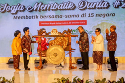 JOGJA INTERNATIONAL BATIK BIENNALE 2025