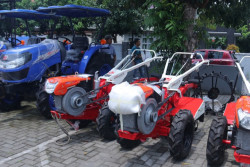 Bantul Kembali Dapat Bantuan 25 Unit Alat Mesin Pertanian