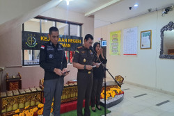 Setelah Penetapan Tersangka, Situasi Rumah Mantan Bupati Sleman Sepi