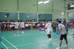 Menteri Nusron dan Wali Kota Palembang Tunjukkan Semangat Sportivitas