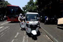 Wali Kota Solo Resmi Melarang Beroperasinya Bajaj