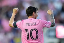 Lionel Messi Sedih Berpisah dengan Sergio Busquets dan Jordi Alba