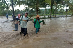 Ratusan Warga Terisolasi Akibat Banjir Lahar Gunung Semeru