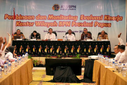 Menteri Nusron Lakukan Pembinaan di Kanwil BPN Provinsi Papua