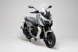 Fort 250 Adventur CBS Meluncur, Skutik Adventure Rp46,5 Juta