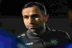 Timur Kapadze Resmi Latih Navbahor FK di Liga Uzbekistan
