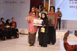 Wastra Sleman Diusung Jadi Inspirasi Busana Kerja Modern di JFP
