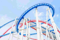 Roller Coaster Texas Malfungsi, 2 Penumpang Terjebak