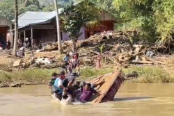Rakit Terbalik, Wagub Aceh Selamat Saat Kunjungan Bencana