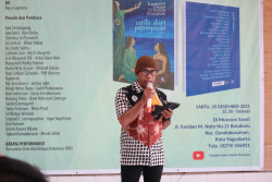 Potret Perempuan dalam 22 Cerita: Realisme Murni di Antologi Terbaru