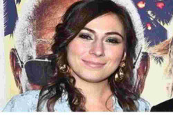 Duka Hollywood: Victoria Jones, Putri Tommy Lee Ditemukan Meninggal