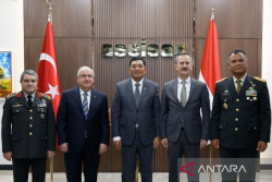 Menhan Sjafrie Bahas Kerja Sama Pertahanan RI-Turki