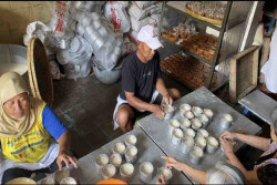 Kue Keranjang Kampung Tukangan Jogja Bertahan Sejak Pra-Kemerdekaan