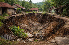 UGM Jelaskan Tanah Bergerak di Tegal Bertipe Rayapan, Berbahaya