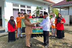 PROGRAM EKOTEOLOGI: MTsN 6 Bantul Tanam 1.000 Pohon