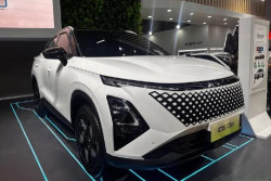Chery Siapkan 7 Mobil Baru dan 120 Diler di Indonesia 2026