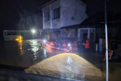 Banjir Rendam Perumahan Emerald 5 Wonogiri, 8 Dievakuasi
