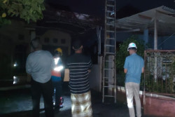 Viral Korsleting Listrik PLN di Sabdodadi Bantul, 4 RT Terdampak