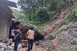 Tebing 25 Meter Masih Labil, Warga Sriharjo Bantul Diminta Mengungsi