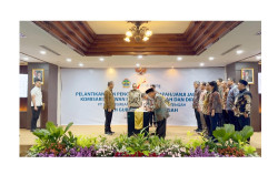 Gubernur Ahmad Luthfi Resmikan Jajaran Pengurus Baru Bank Jateng
