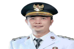 Profil Muhammad Fikri Thobari, Bupati Rejang Lebong yang Terjaring OTT