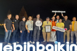 Dari Jakarta ke Prambanan, Indosat Pecahkan Rekor Podcast dalam Bus