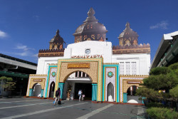 Angkutan Lebaran 2026, Stasiun Jogja Dipercantik Ornamen Ramadan