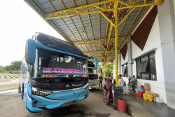 Terminal Jatijajar Prediksi Puncak Arus Mudik 18 Maret 2026