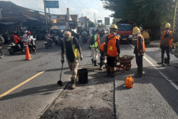 Jelang Mudik Lebaran, DPUPKP Bantul Perbaiki 21 Ruas Jalan
