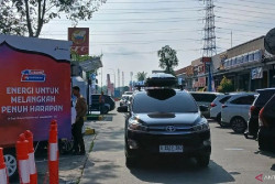 Rest Area KM 43 Tol Jakarta-Merak Mulai Ramai Pemudik