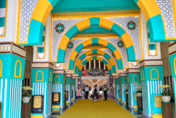 Lorong Bernuansa Masjid Nabawi Sambut Pemudik di Stasiun Jogja