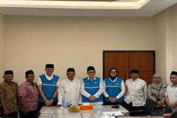 Komisaris Tinjau Kesiapan PLN di Masjid Raya Baiturrahman Semarang