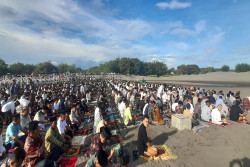 Salat Id di Gumuk Pasir Bantul, Umat Muslim Diajak Pererat Persatuan