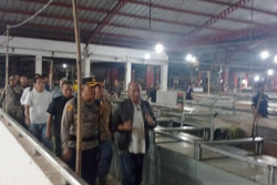 Malam Ini Pedagang Dipindah, Pasar Wage Purwokerto Mulai Berubah