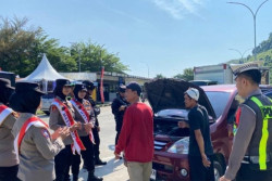 Tol Batang-Semarang Ramai Lancar, Rest Area Belum Padat