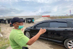 Tersasar Google Maps ke Jalan Sawah, Pemudik Dibantu Warga di Kalasan