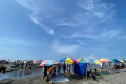 Wisatawan Bayar Dua Kali Lipat di Parangtritis, Ini Kata Dinpar Bantul