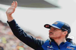 Max Verstappen Pertimbangkan Pensiun, Kritik Regulasi F1 2026