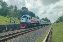 Gangguan Teknis, KA Tambahan Jogja-Pasar Senen Mogok di Kulonprogo