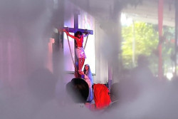 Jumat Agung di Katedral Soroti Iman Pemuda di Masa Sulit
