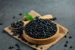 Kacang Hitam Dipercaya Membantu Mencegah Anemia