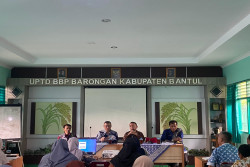 Anak Sekolah di Bantul Mulai Turun ke Kebun Tanam Sayur